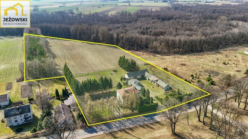 bliźniak, 10 pokoi Sobieszyn. Zdjęcie 2