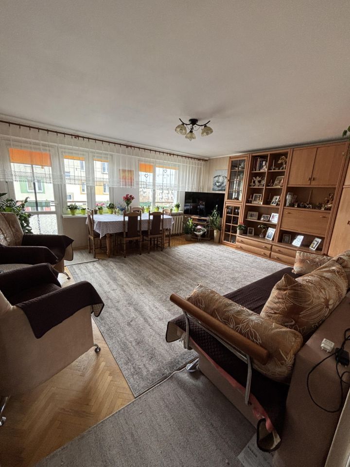 Mieszkanie 3-pokojowe Aleksandrów Kujawski, ul. Spółdzielcza. Zdjęcie 1