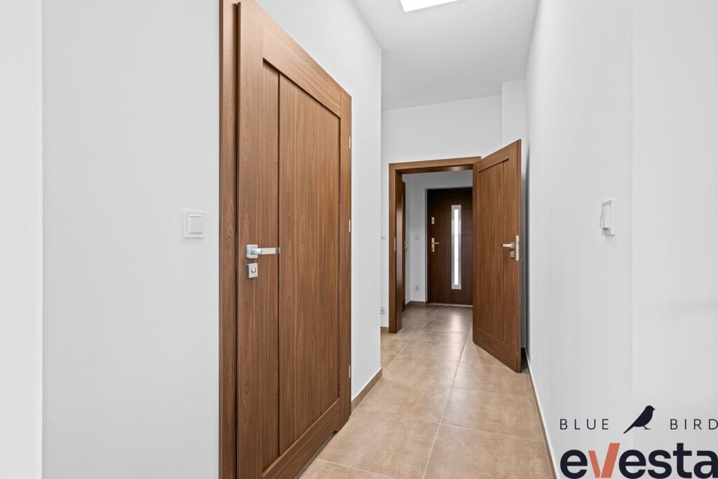 Lokal Jelcz-Laskowice, ul. Oleśnicka. Zdjęcie 8