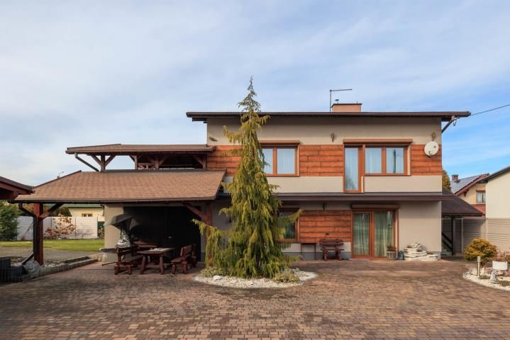 dom wolnostojący, 5 pokoi Czechowice-Dziedzice, ul. Pasieki. Zdjęcie 1