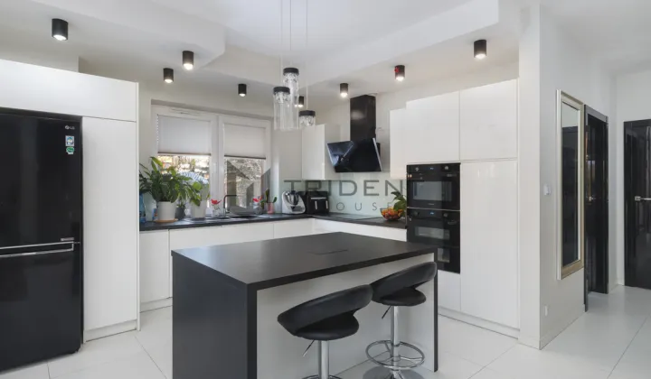 bliźniak, 5 pokoi Krupia Wólka