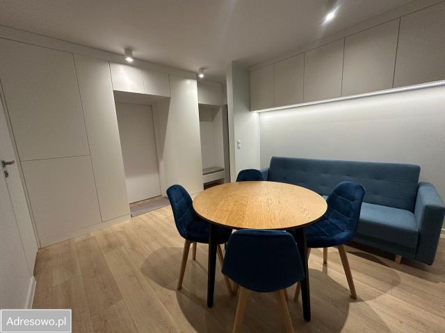 Mieszkanie 3-pokojowe Konin, ul. Juliana Tuwima. Zdjęcie 1