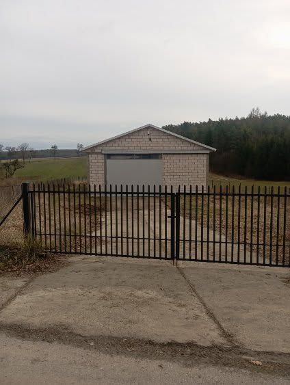 Hala/magazyn Kumów Majoracki. Zdjęcie 2