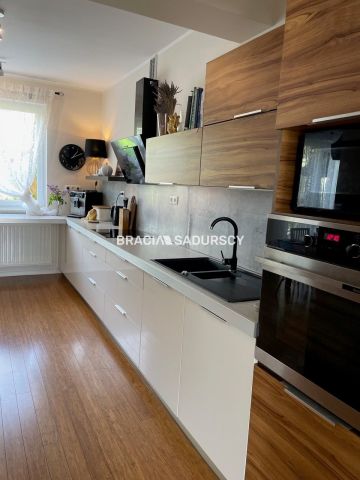 bliźniak, 5 pokoi Zerwana. Zdjęcie 10