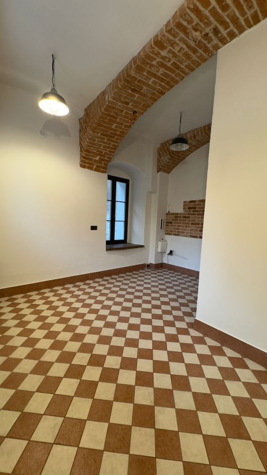 Lokal Kłodzko Centrum, ul. Waleriana Łukasińskiego. Zdjęcie 5