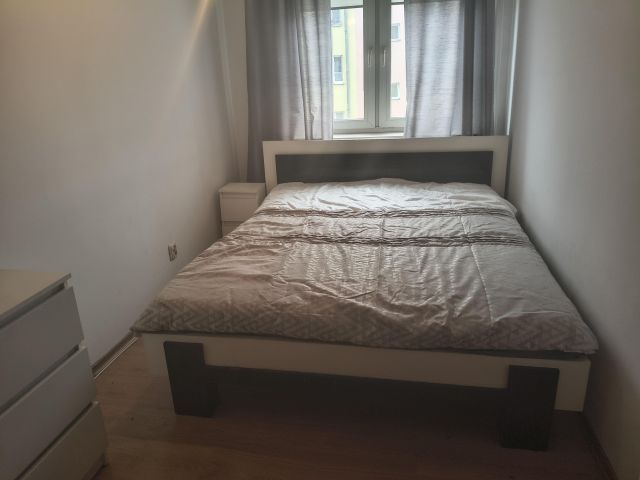 Mieszkanie 3-pokojowe Żyrardów Centrum, ul. Józefa Mireckiego. Zdjęcie 2