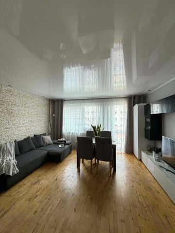 Mieszkanie 4-pokojowe Sokołów Małopolski. Zdjęcie 1