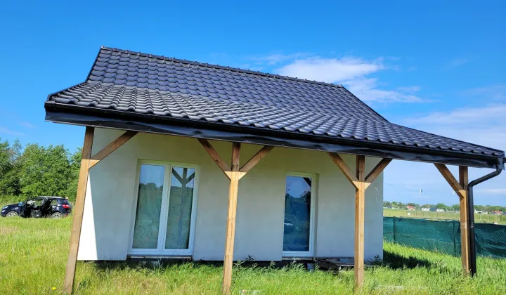 dom wolnostojący, 3 pokoje Śmiechów, Śmiechów