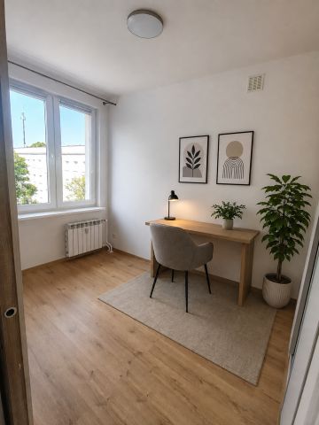 Mieszkanie 3-pokojowe Warszawa Skorosze, ul. Obrońców Helu. Zdjęcie 4