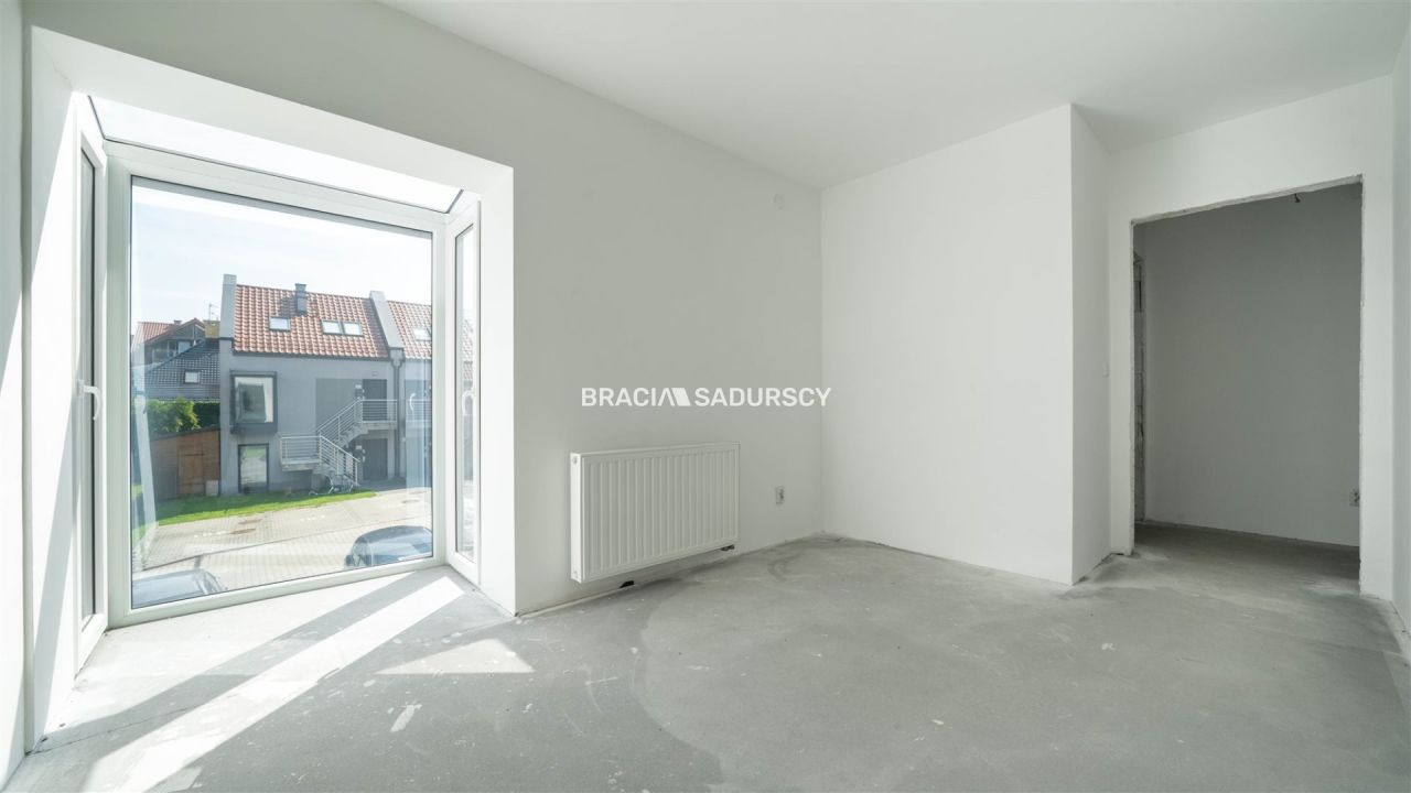 Mieszkanie 4-pokojowe Kraków Swoszowice, ul. Leona Petrażyckiego. Zdjęcie 5