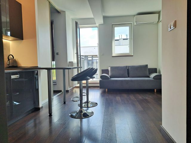 Mieszkanie 2-pokojowe Warszawa Wawer, ul. Klimontowska. Zdjęcie 1