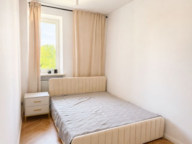 Mieszkanie 2-pokojowe Warszawa Włochy, ul. Marcina Flisa. Zdjęcie 1