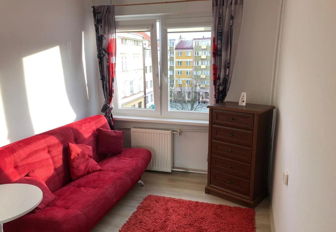 Mieszkanie 1-pokojowe Legnica Centrum, rynek Rynek. Zdjęcie 1