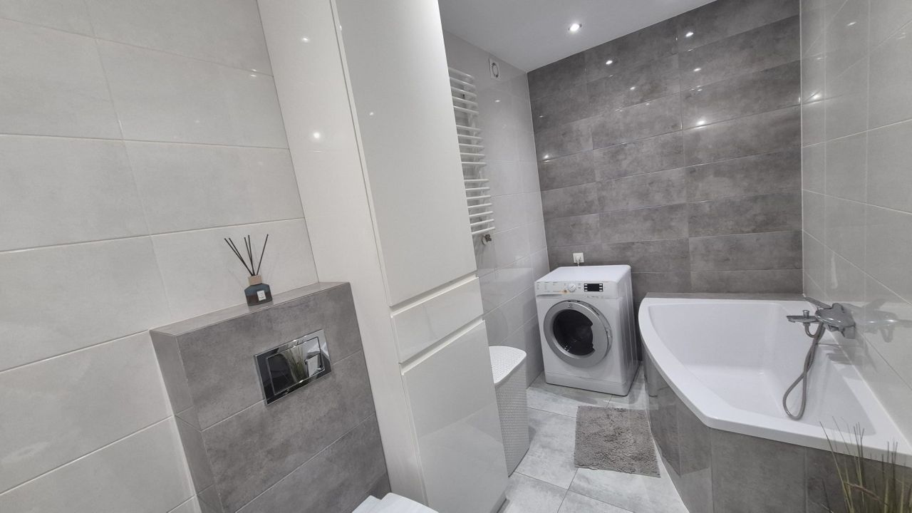 Mieszkanie 3-pokojowe Warka Centrum. Zdjęcie 3