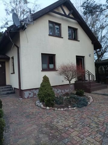 dom wolnostojący, 3 pokoje Miały, os. Letnie. Zdjęcie 1