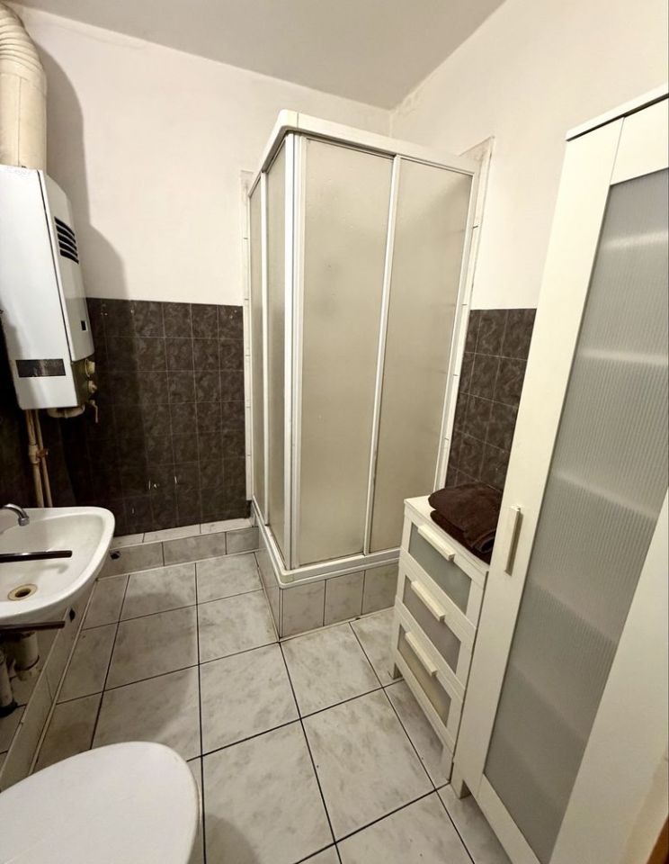 Mieszkanie 3-pokojowe Knurów. Zdjęcie 4