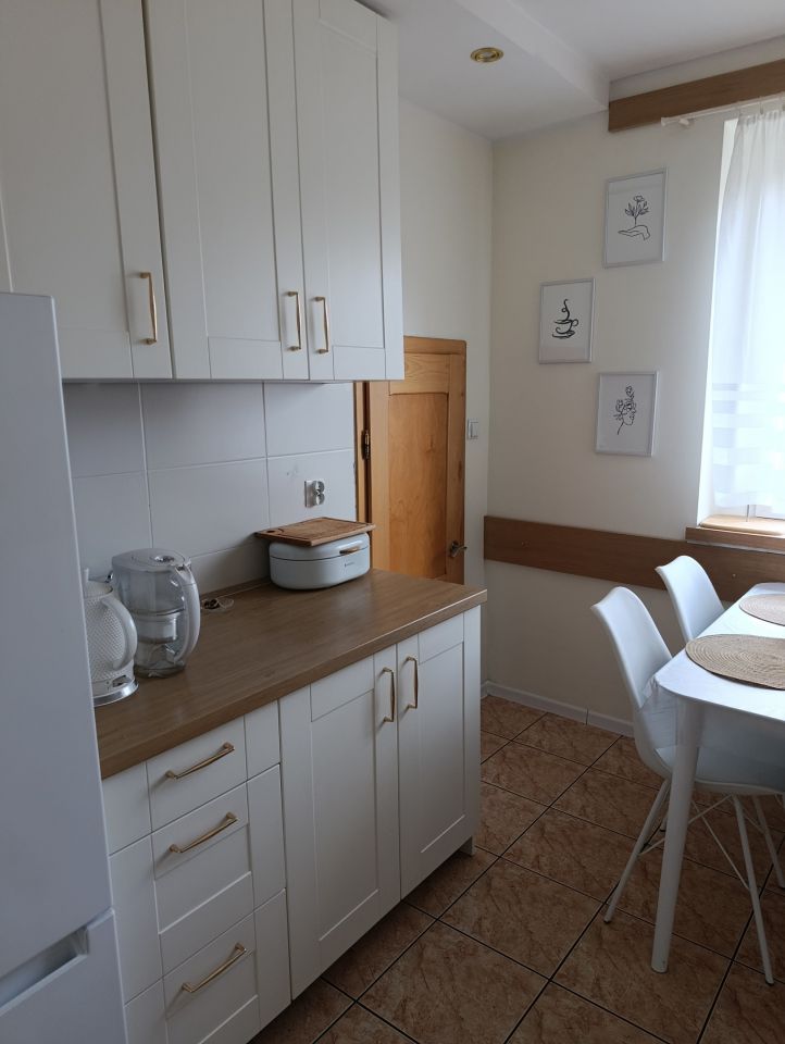 dom wolnostojący, 6 pokoi Jarocin Bogusław, ul. Maratońska. Zdjęcie 4