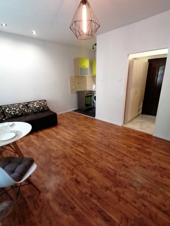 Mieszkanie 1-pokojowe Łódź Śródmieście, ul. Eliasza Chaima Majzela. Zdjęcie 1