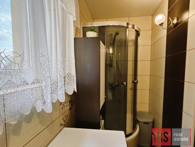 dom wolnostojący, 7 pokoi Brzozówka. Zdjęcie 24