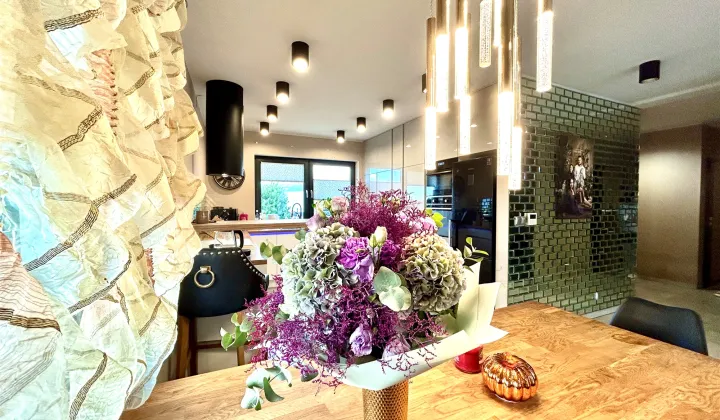 dom wolnostojący, 5 pokoi Maszewko