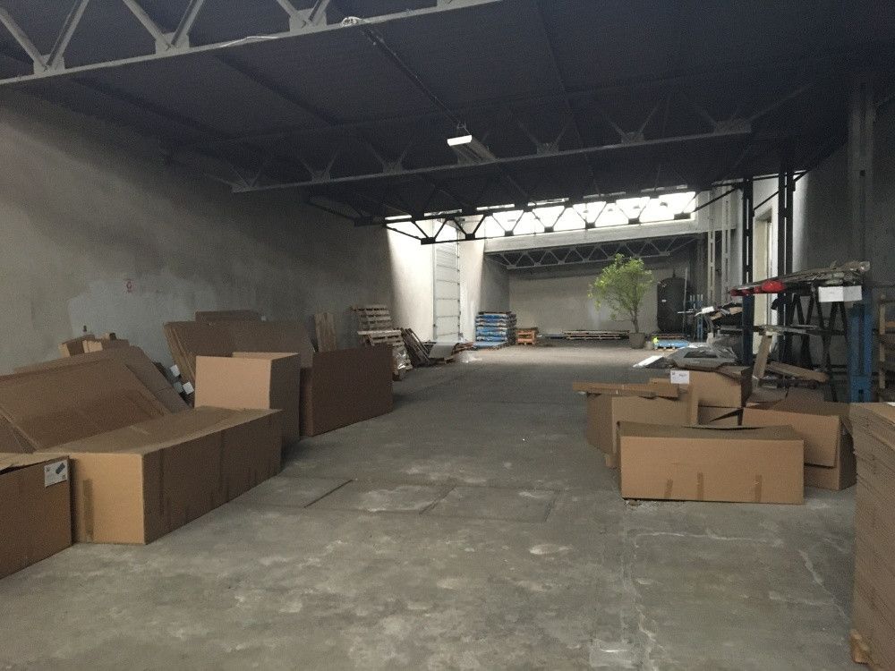 Hala/magazyn Ostrowiec Świętokrzyski, ul. Antoniego Hedy ps. "Szary". Zdjęcie 10