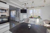 dom wolnostojący, 5 pokoi Skolin