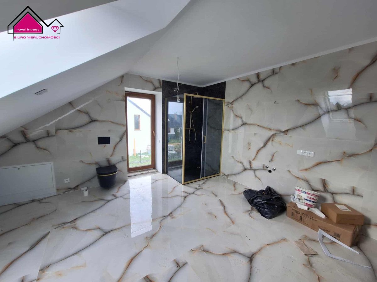 bliźniak, 3 pokoje Rumin. Zdjęcie 25