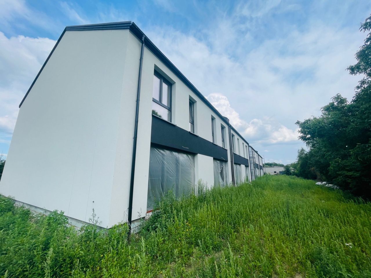 dom szeregowy, 4 pokoje Bronisze. Zdjęcie 5