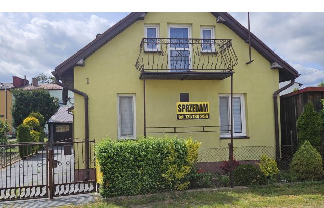 dom wolnostojący, 3 pokoje Chorzele, ul. Przechodnia. Zdjęcie 1