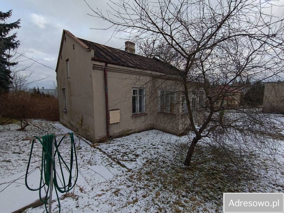 dom wolnostojący, 3 pokoje Szewna, ul. Kielecka. Zdjęcie 2