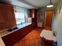 dom szeregowy, 4 pokoje Kołobrzeg, ul. Różana. Zdjęcie 3