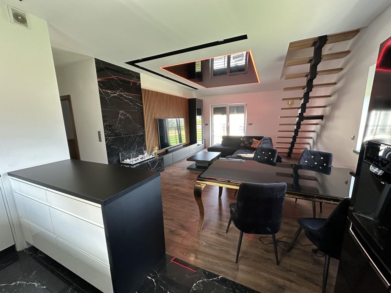 dom szeregowy, 3 pokoje Zabrze Grzybowice, ul. gen. Tadeusza Rozwadowskiego. Zdjęcie 5