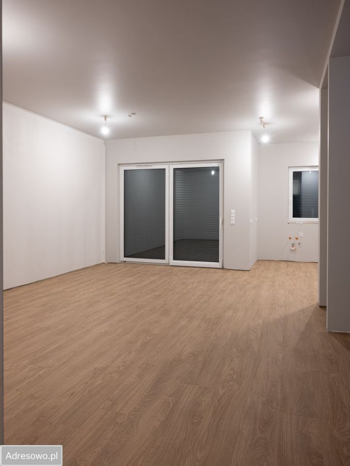 dom szeregowy, 5 pokoi Katowice Kostuchna, ul. Jaskrów. Zdjęcie 2