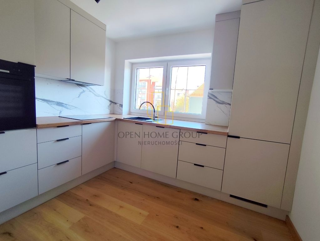 Mieszkanie 3-pokojowe Wrocław, ul. Poranna. Zdjęcie 1