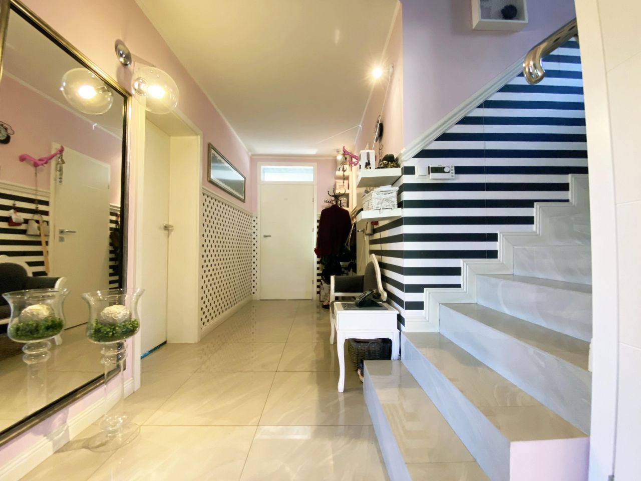 dom szeregowy, 7 pokoi Kołobrzeg Radzikowo, ul. Ewy Szelburg-Zarembiny. Zdjęcie 9