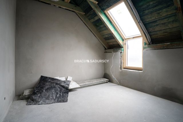 dom wolnostojący, 5 pokoi Zawada. Zdjęcie 24