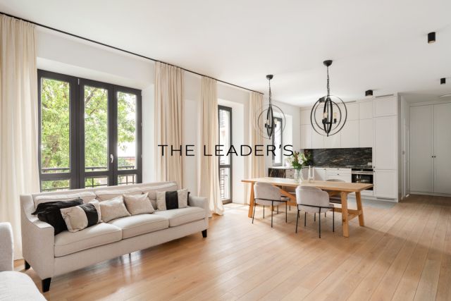 Mieszkanie 3-pokojowe Warszawa, ul. Antoniego Edwarda Odyńca. Zdjęcie 1