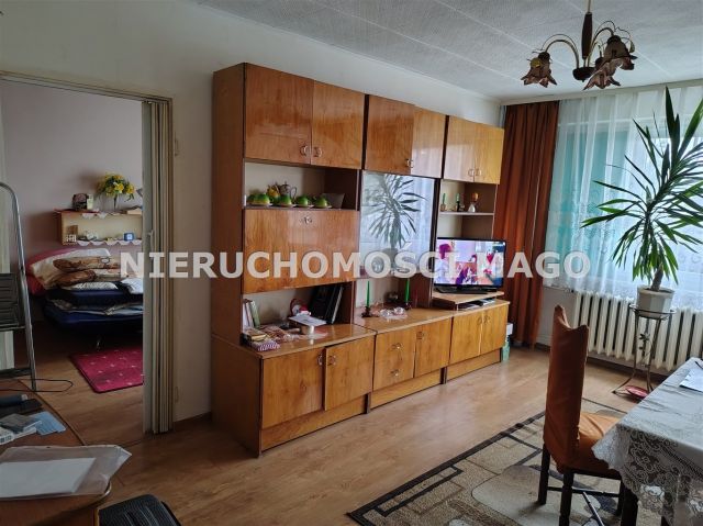 Mieszkanie 4-pokojowe Mierzęcice. Zdjęcie 3