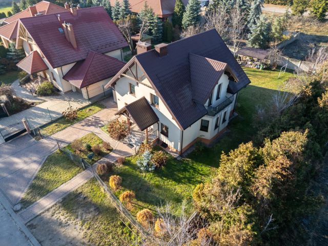 dom wolnostojący, 5 pokoi Ostrowiec Świętokrzyski, ul. Bałtowska. Zdjęcie 3