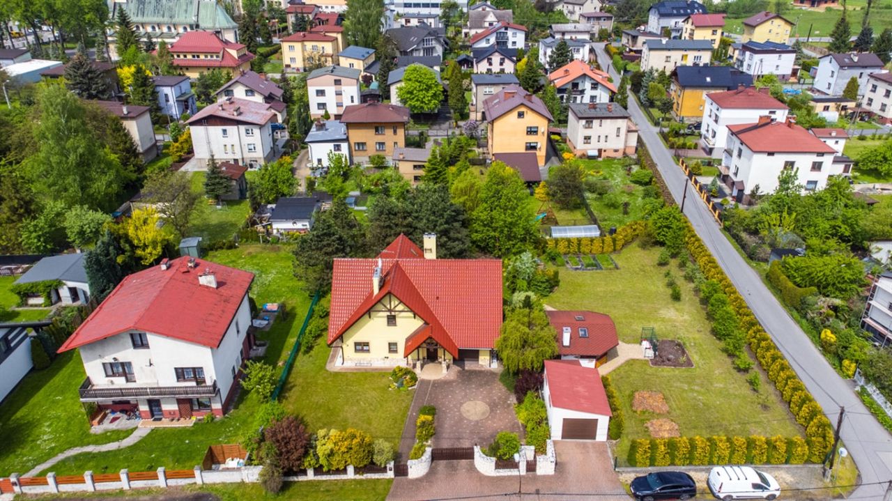 dom wolnostojący, 5 pokoi Chybie, ul. Spokojna. Zdjęcie 2