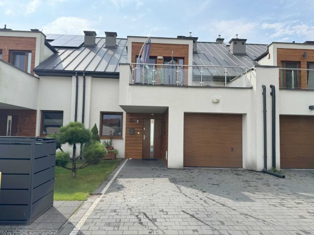 dom szeregowy, 5 pokoi Radom Dzierzków. Zdjęcie 1