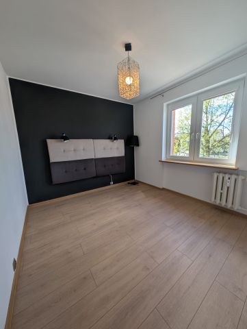 Mieszkanie 3-pokojowe Zduńska Wola, ul. Jarosława Iwaszkiewicza. Zdjęcie 11