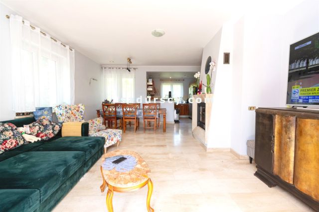 dom wolnostojący, 8 pokoi Piaseczno Chyliczki. Zdjęcie 4