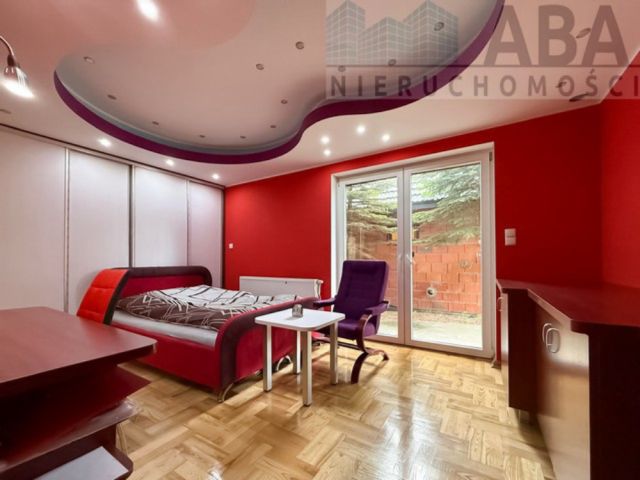 dom wolnostojący, 4 pokoje Kraśnica Kraśnica-Kolonia, ul. Liliowa. Zdjęcie 6