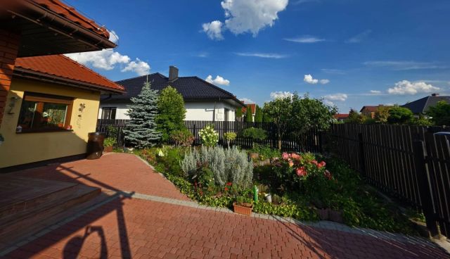 dom wolnostojący, 6 pokoi Stalowa Wola, ul. Czesława Niemena. Zdjęcie 15