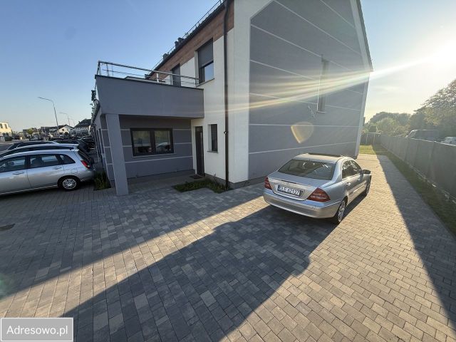 dom szeregowy, 4 pokoje Legnica Bielany, ul. Henryka Karlińskiego. Zdjęcie 1