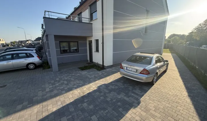 dom szeregowy, 4 pokoje Legnica Bielany, ul. Henryka Karlińskiego
