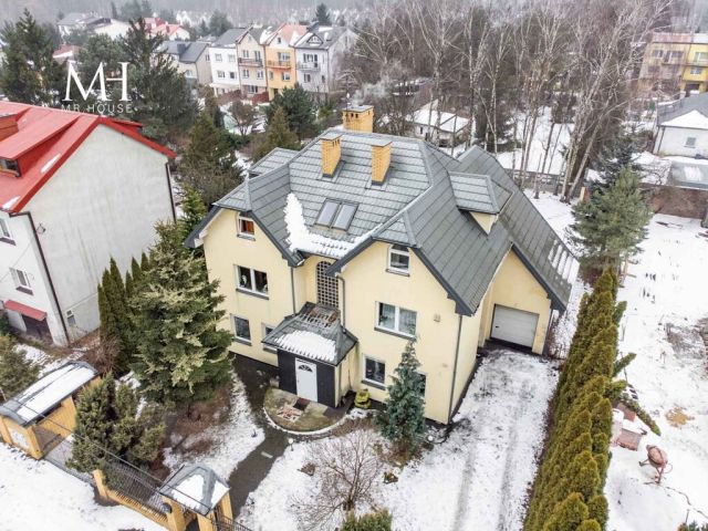 dom wolnostojący, 7 pokoi Łódź. Zdjęcie 1