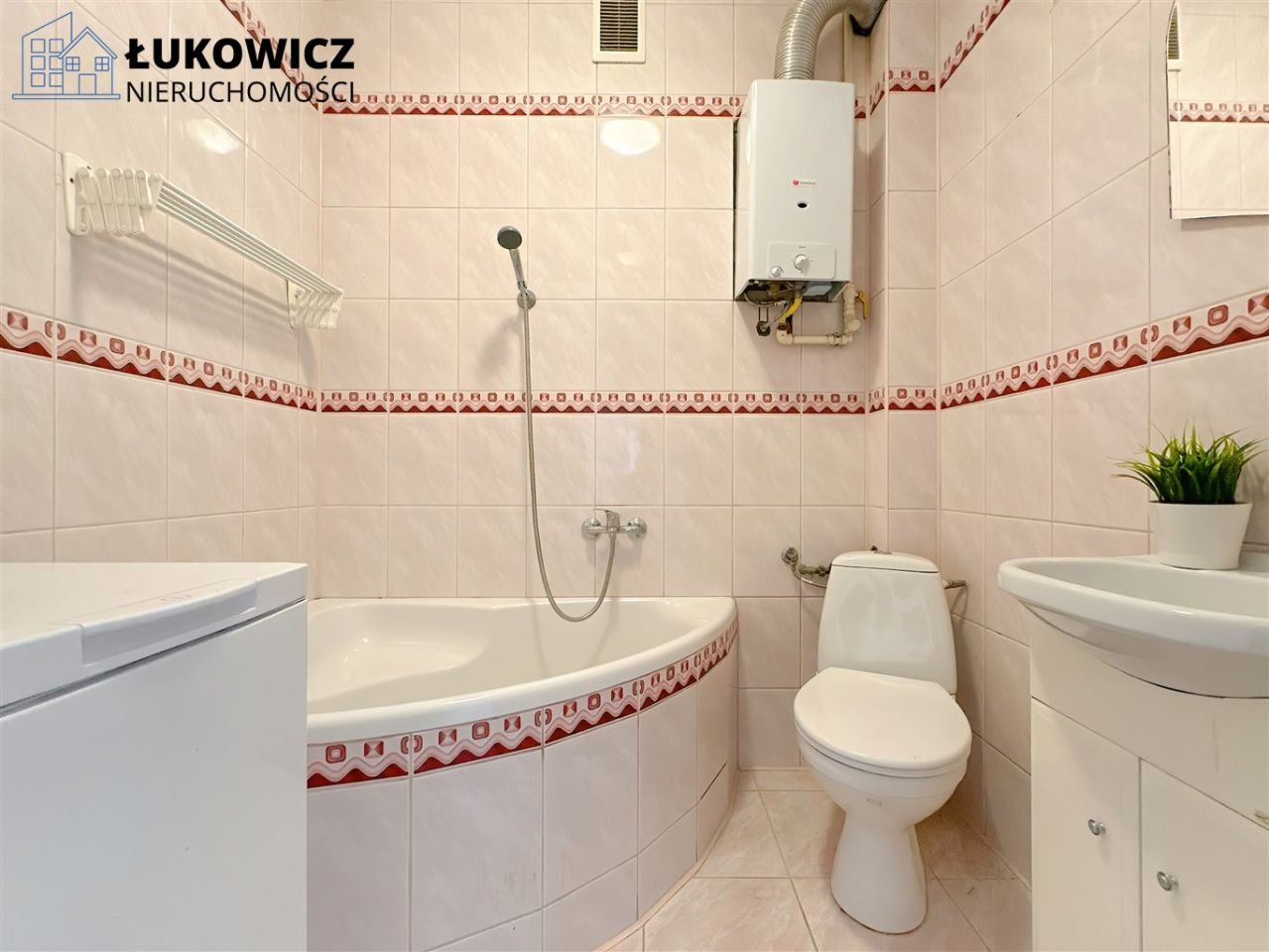 Mieszkanie 2-pokojowe Bielsko-Biała. Zdjęcie 13