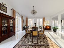 dom wolnostojący, 6 pokoi Magdalenka